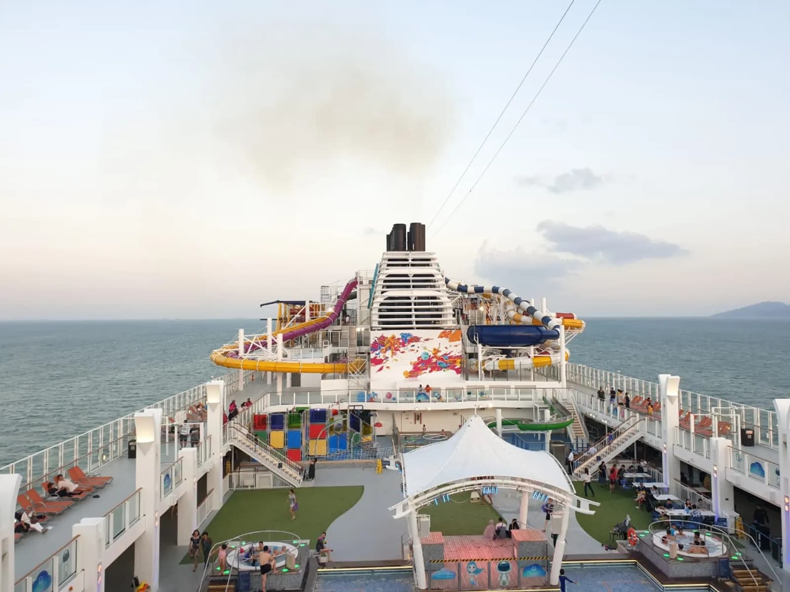 Dokumentasi peserta pada perjalanan Cruise Gathering M-1