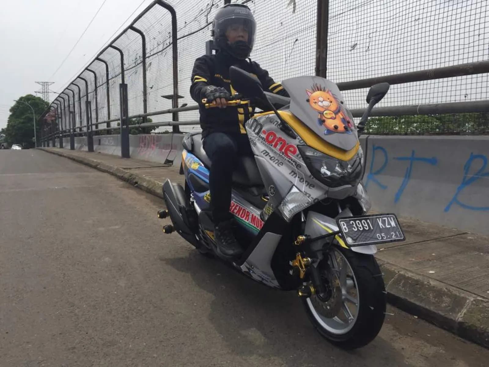 Dokumentasi komunitas N-Max bersama M-1